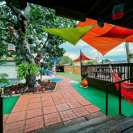 Hammocks & Mini-Golf! 10 Mins From Beach! Hollywood Esterno foto