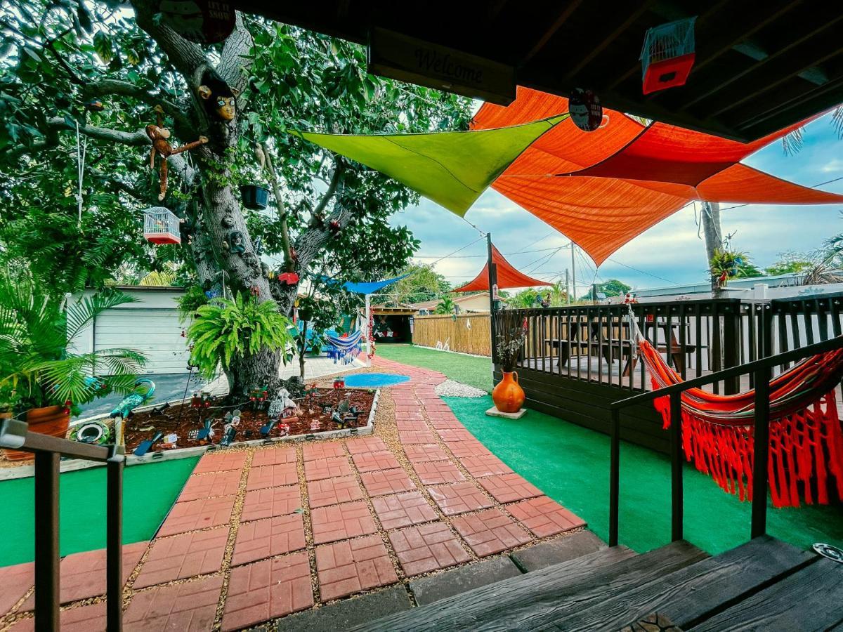 Hammocks & Mini-Golf! 10 Mins From Beach! Hollywood Esterno foto