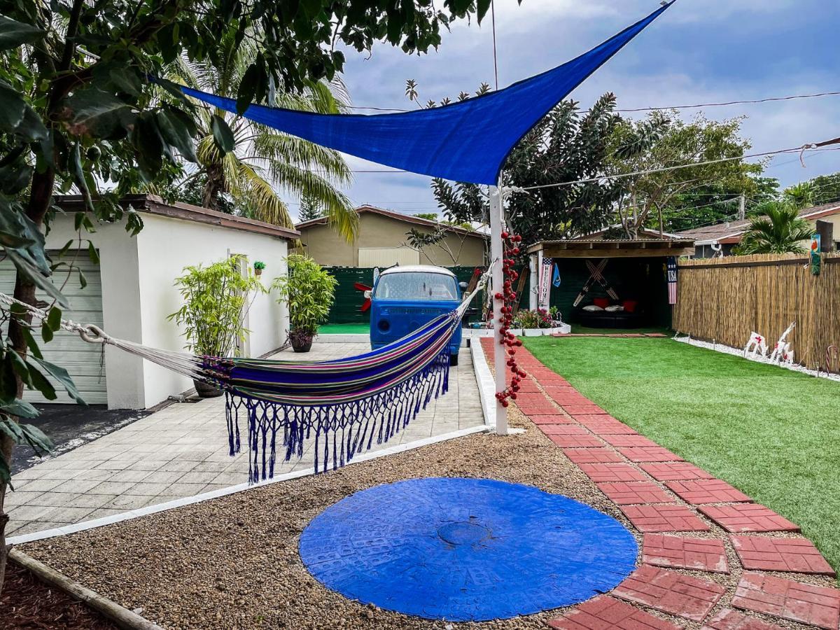 Hammocks & Mini-Golf! 10 Mins From Beach! Hollywood Esterno foto