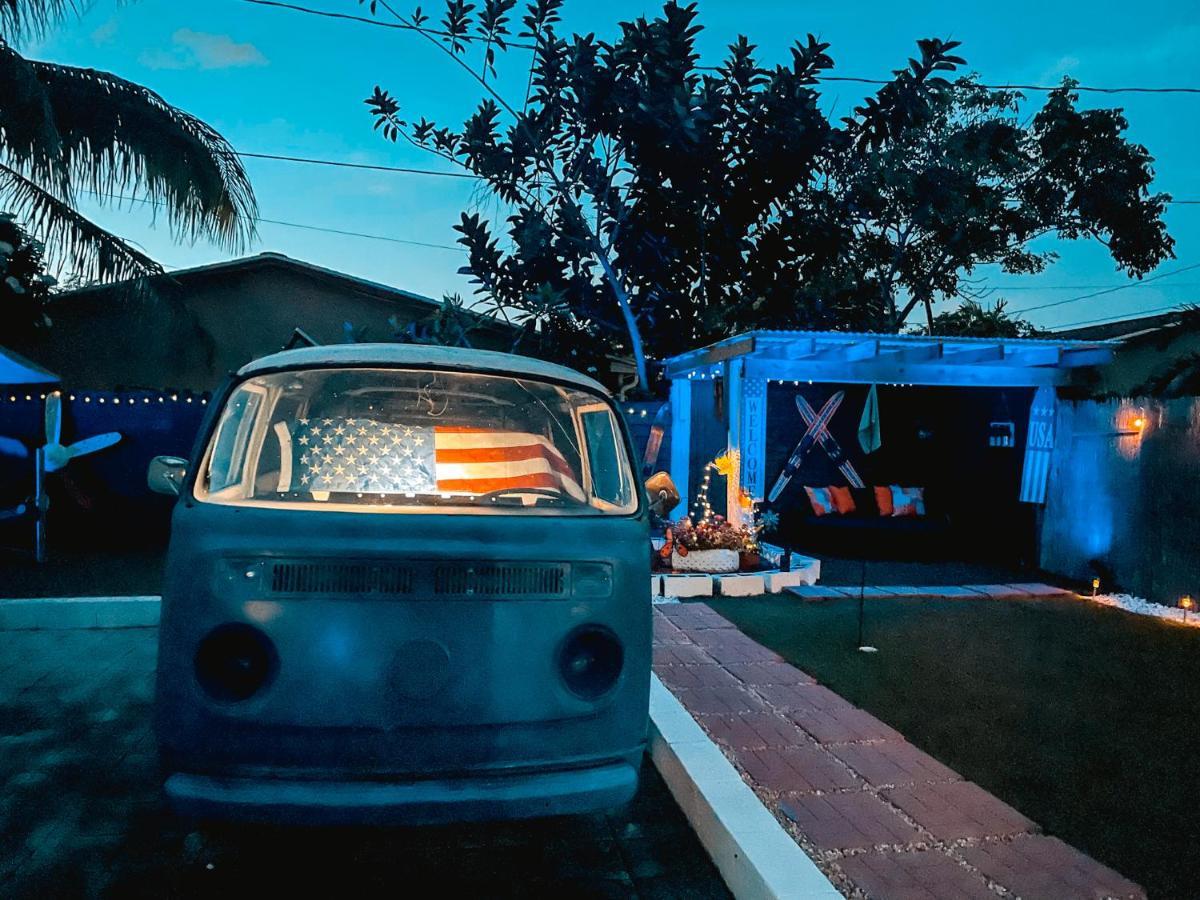 Hammocks & Mini-Golf! 10 Mins From Beach! Hollywood Esterno foto