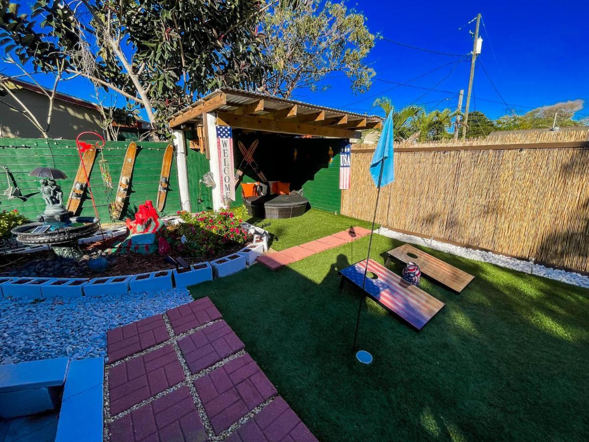 Hammocks & Mini-Golf! 10 Mins From Beach! Hollywood Esterno foto